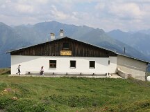 img_2023